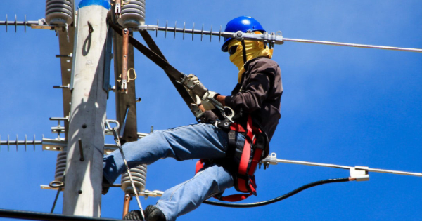 How to Choose the Right Emergency Electrical Service